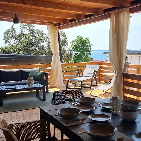 Mobile Happy Family Kemping