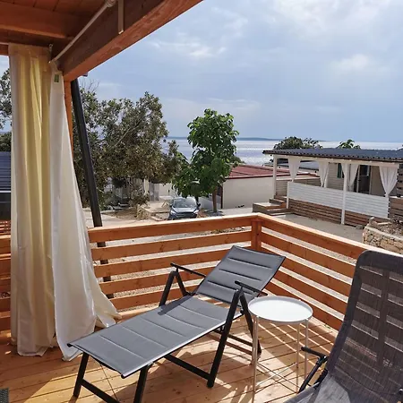 Mobile Happy Family Kemping