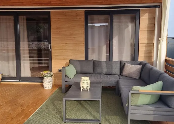 Camping Mobile Happy Family