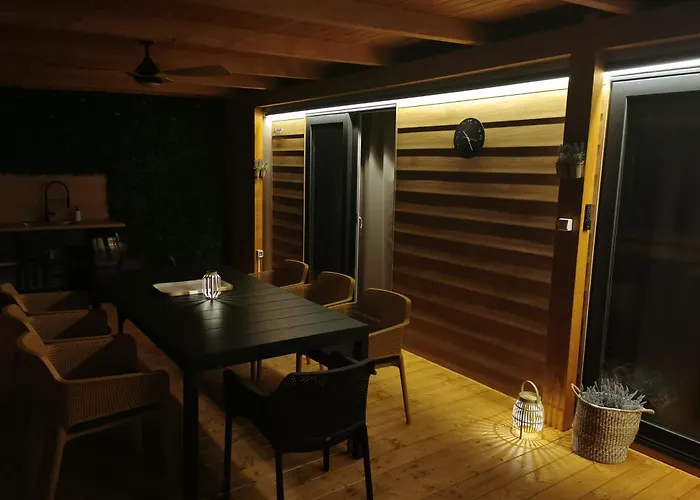 Camping Mobile Happy Family