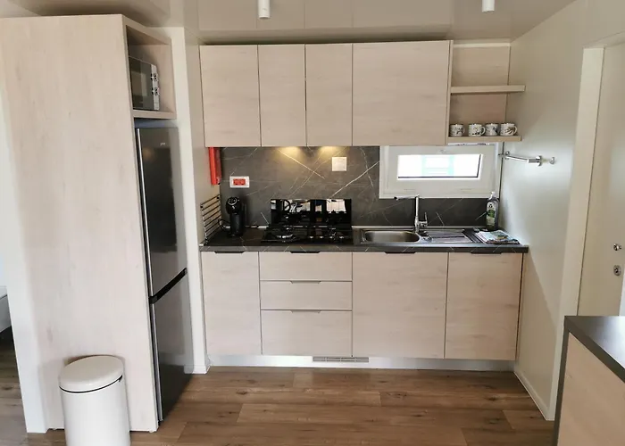 Camping Mobile Happy Family *